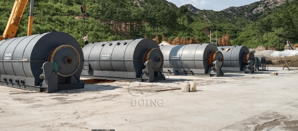 Waste tire refining equipment